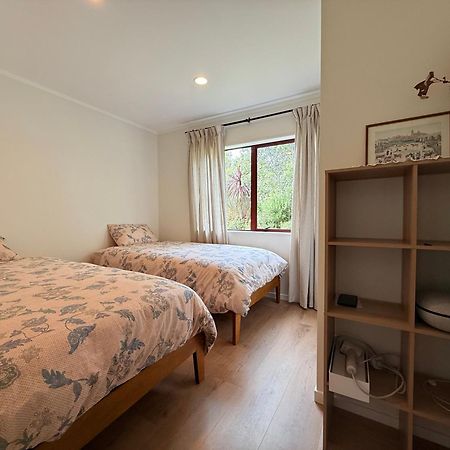 A Cabin With A Big View, Comfort And Tranquility, Close To Vines Martinborough Buitenkant foto